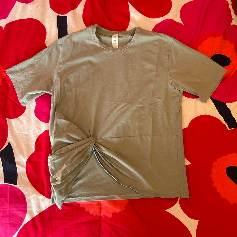 lululemon athletica Olive Green Short Sleeve Tee